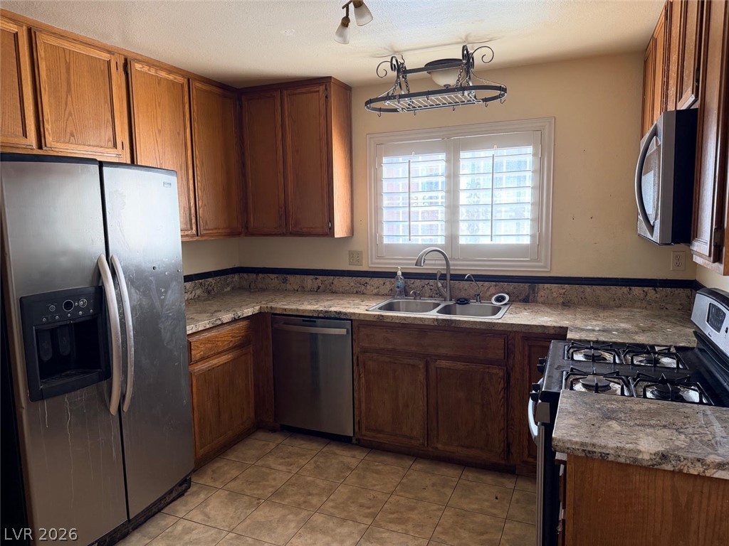 384 Norlina Court Property Photo 10
