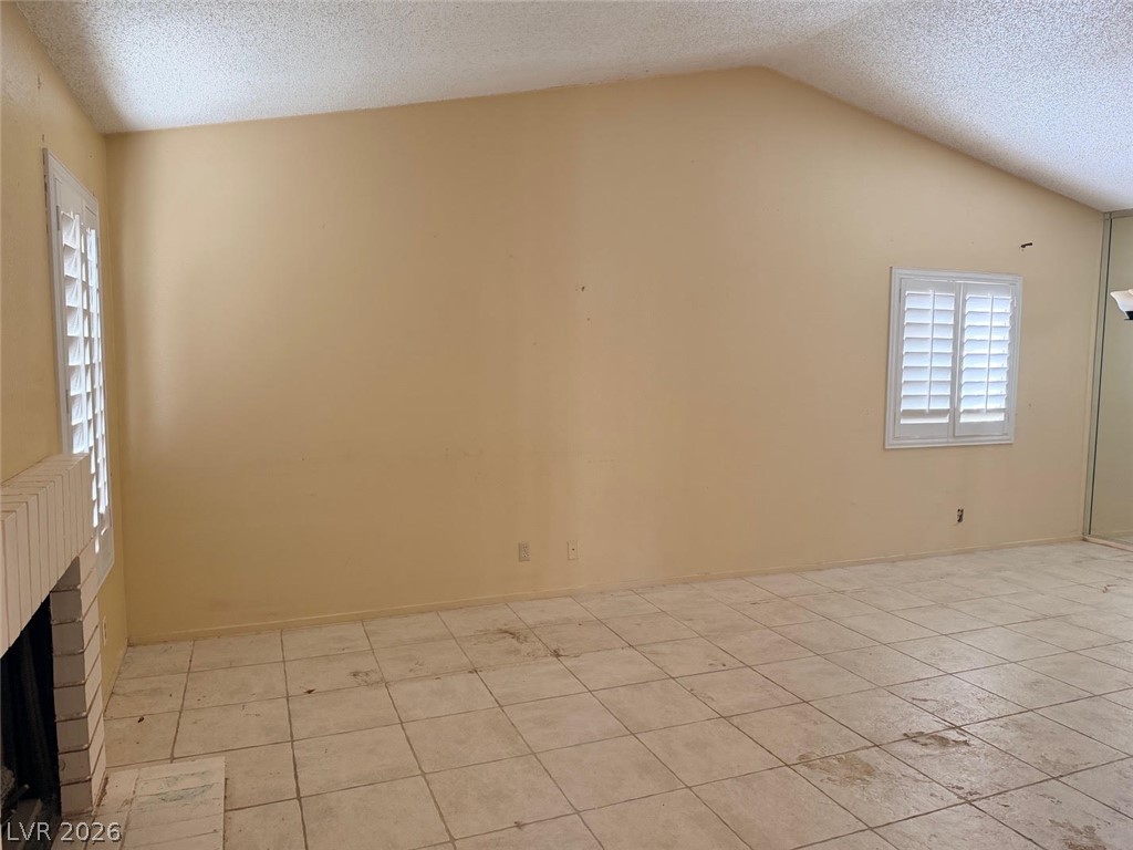 384 Norlina Court Property Photo 14