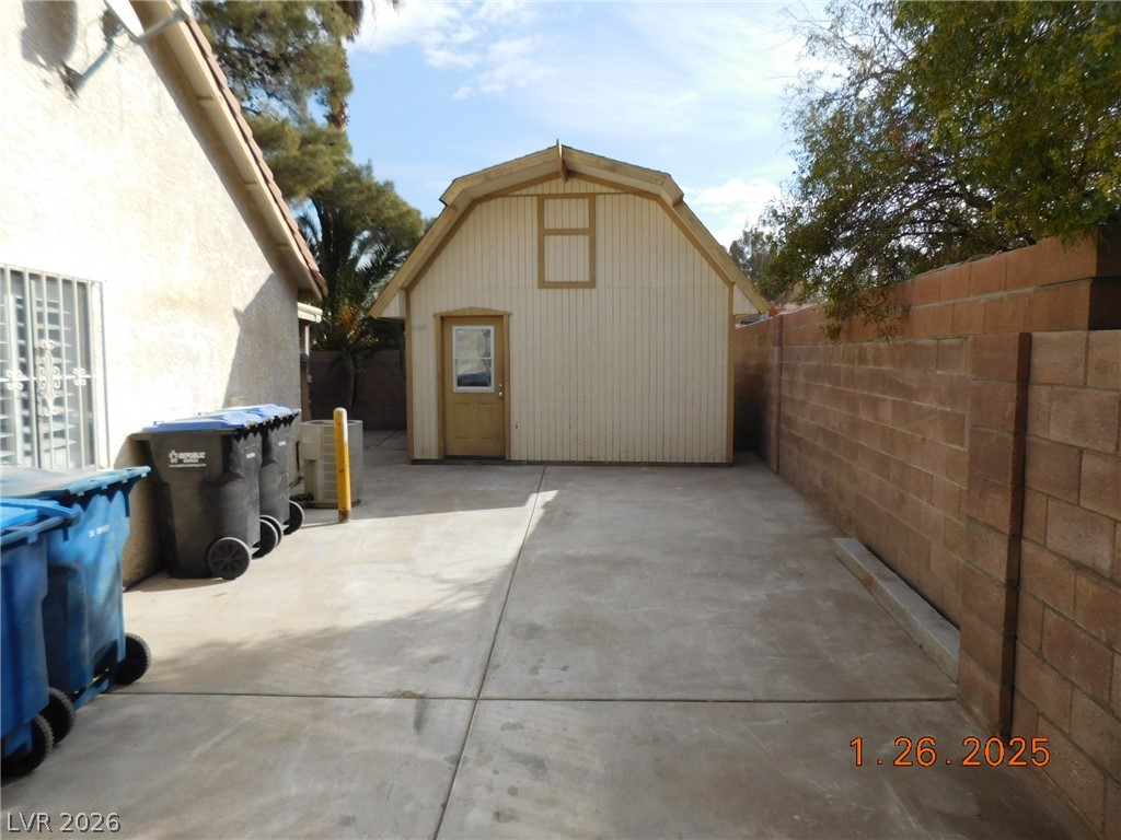 384 Norlina Court Property Photo 27