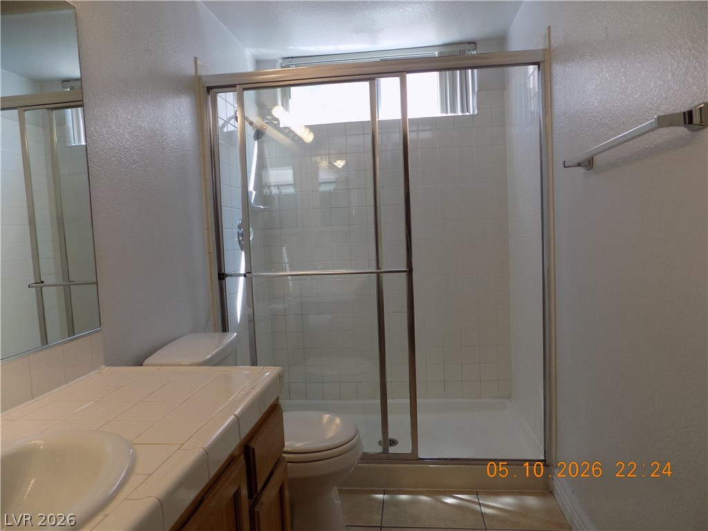 7421 Winterpine Avenue Property Photo 9