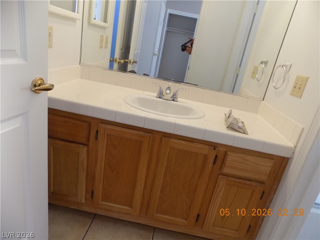 7421 Winterpine Avenue Property Photo 16