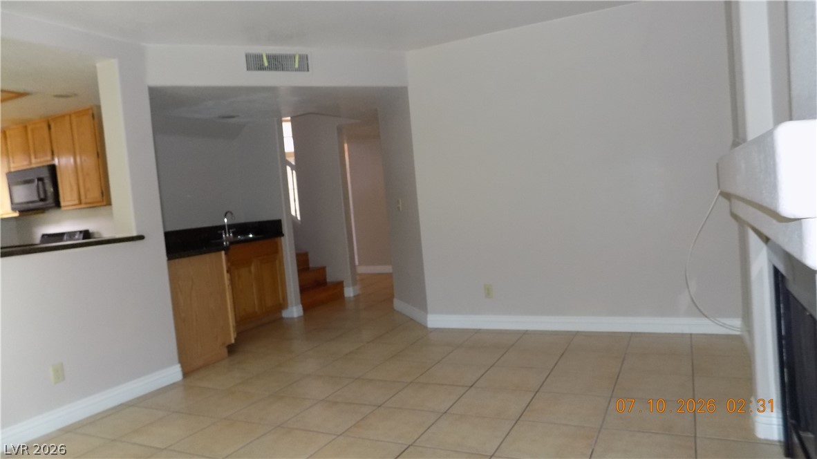 7421 Winterpine Avenue Property Photo 26