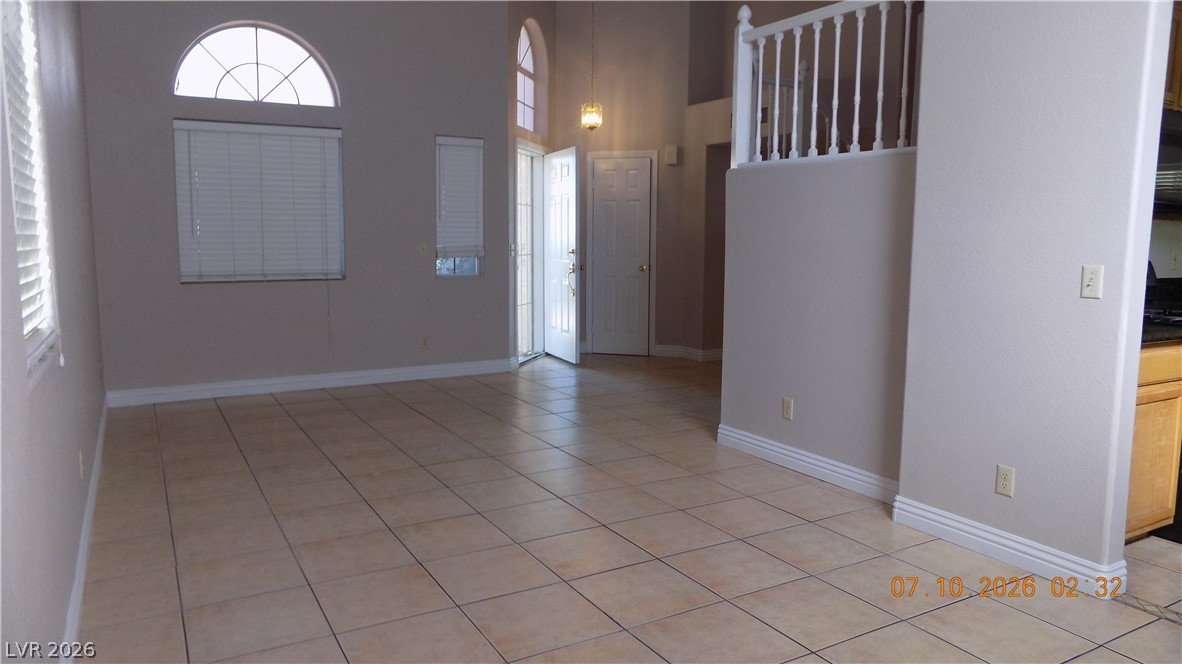 7421 Winterpine Avenue Property Photo 27