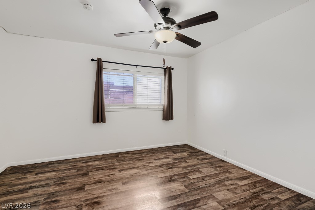 5422 North Sir Richard Drive Property Photo 6