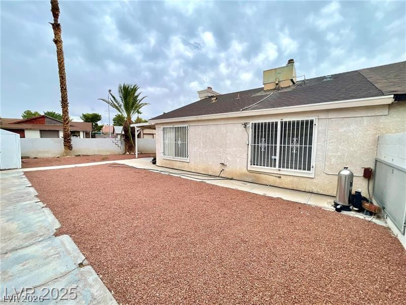 7135 Kenwood Street 7135 Property Photo 5
