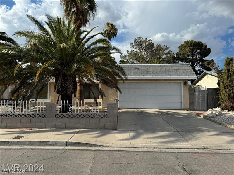 6450 Hummingbird Lane Property Photo 1