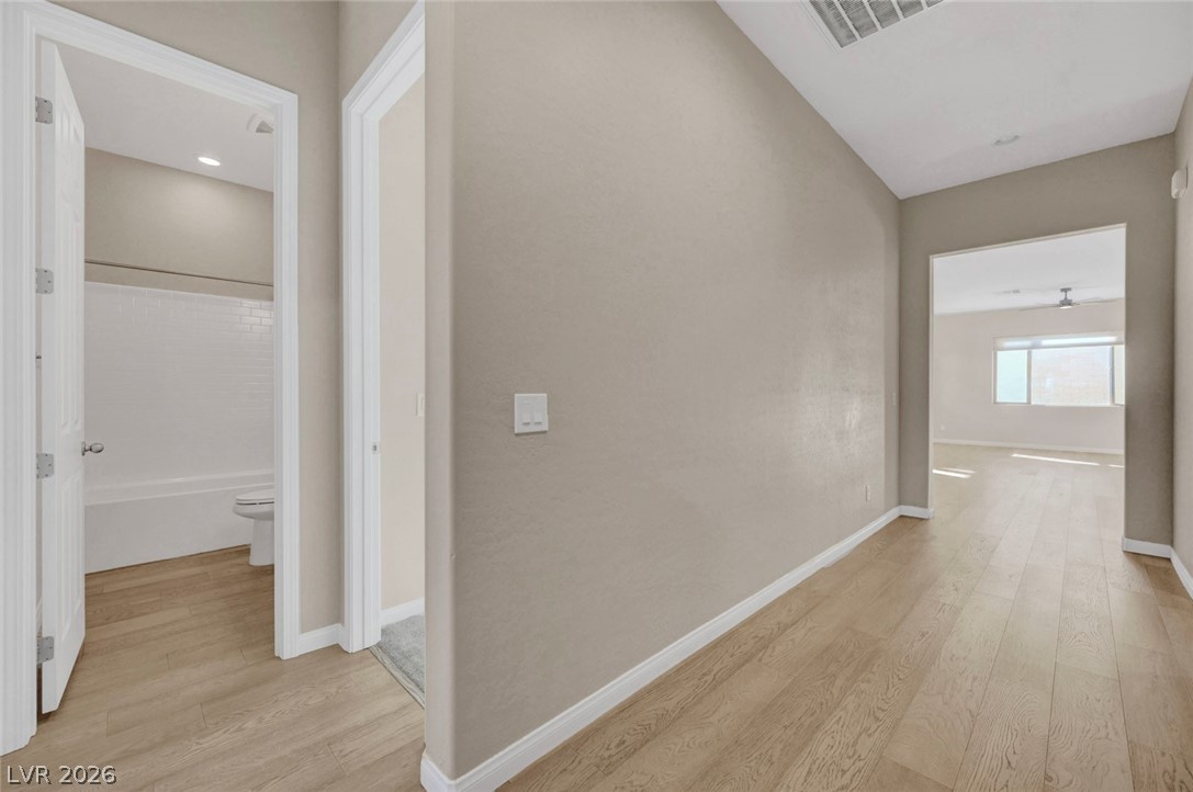 6117 Bugsy Street Property Photo 8