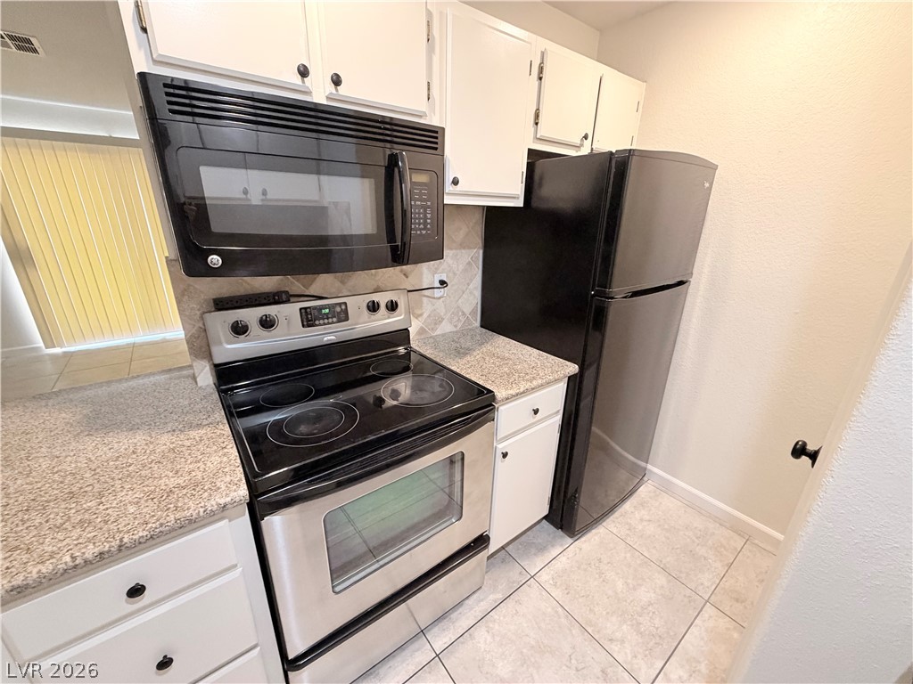 5211 Lindell Road 106 Property Photo 1