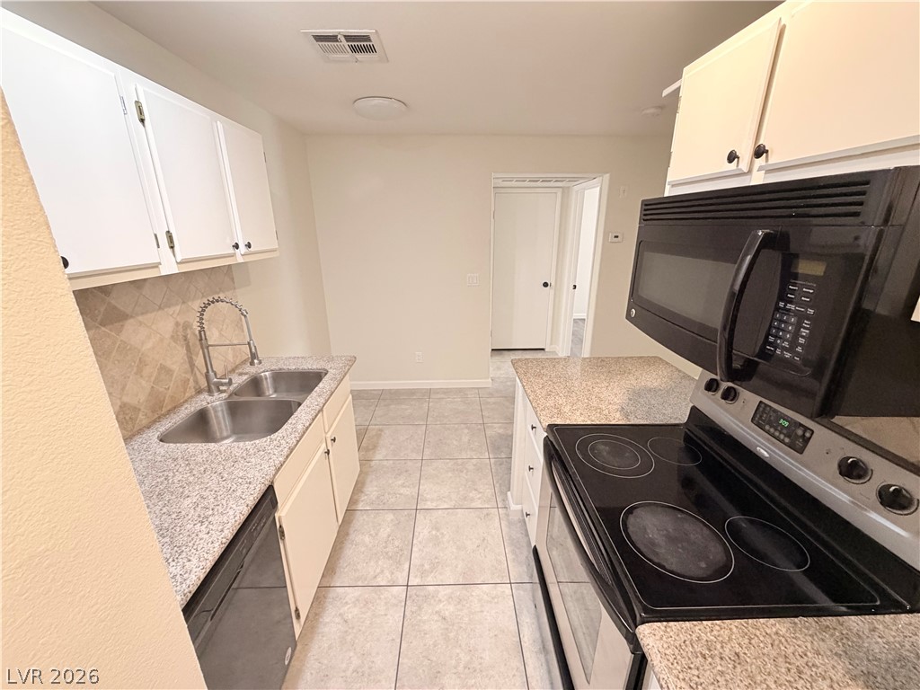5211 Lindell Road 106 Property Photo 5
