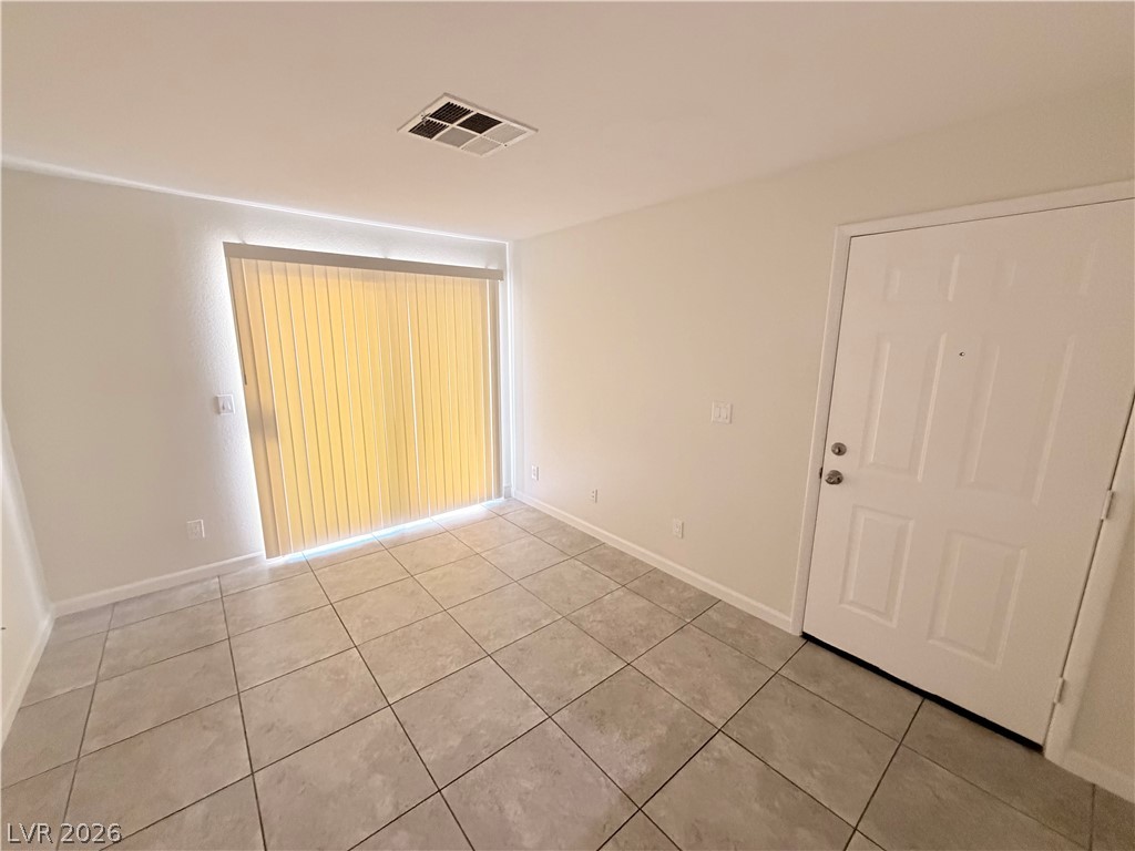 5211 Lindell Road 106 Property Photo 9