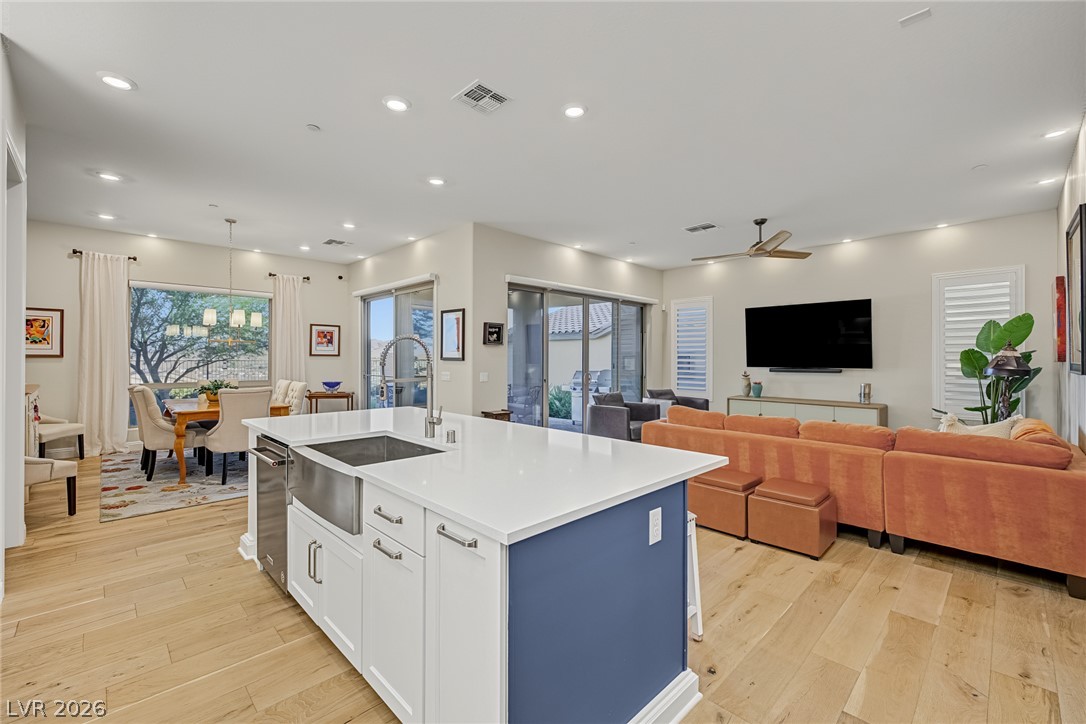 24 Cliffwater Street Property Photo 14
