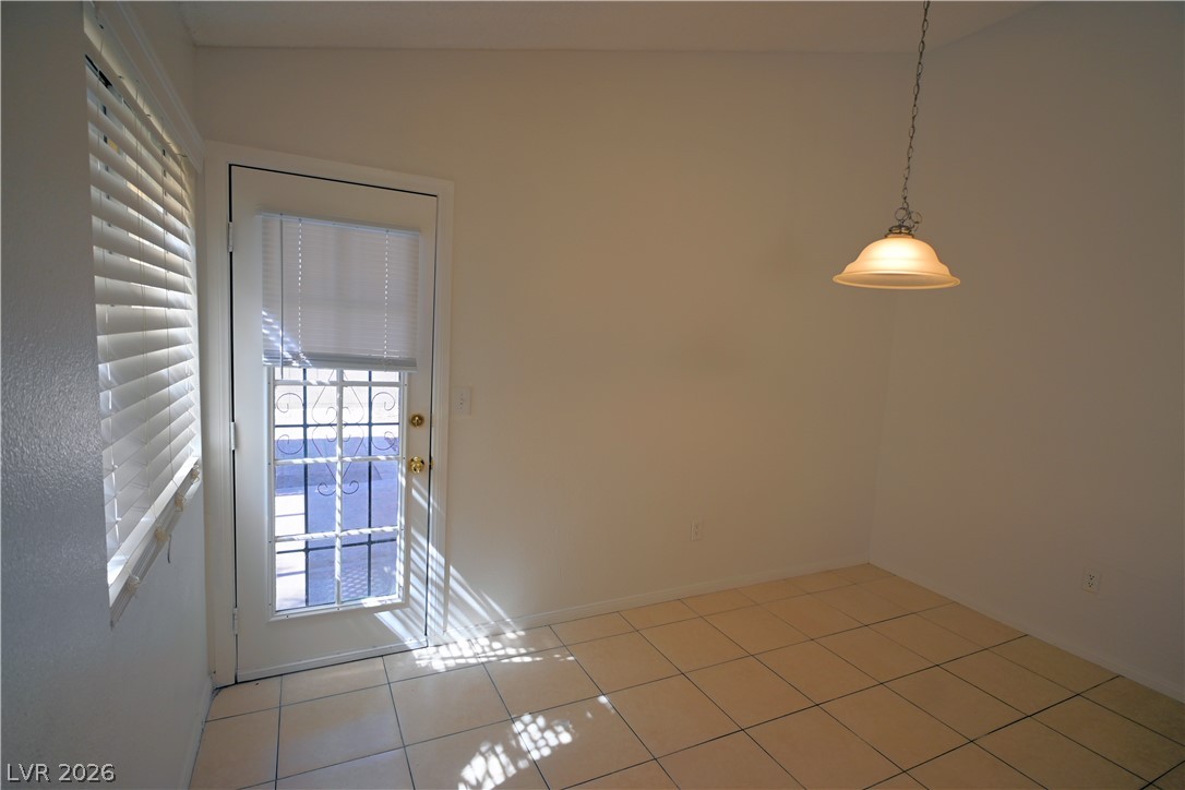 4156 Overbrook Drive Property Photo 5
