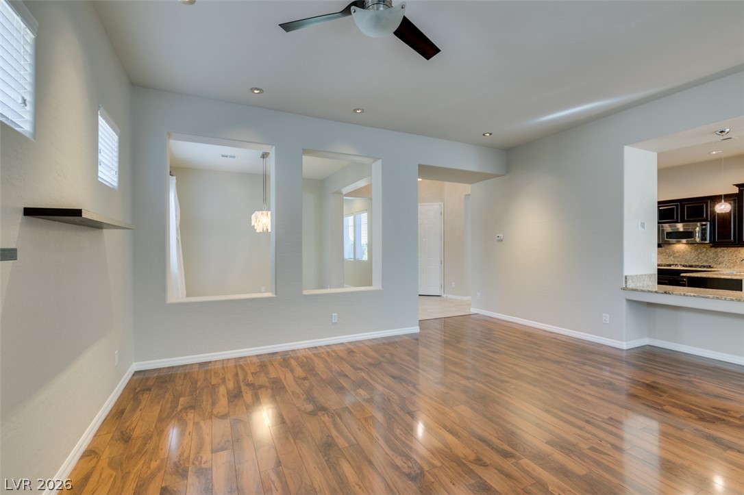 2249 Gondi Castle Avenue Property Photo 16