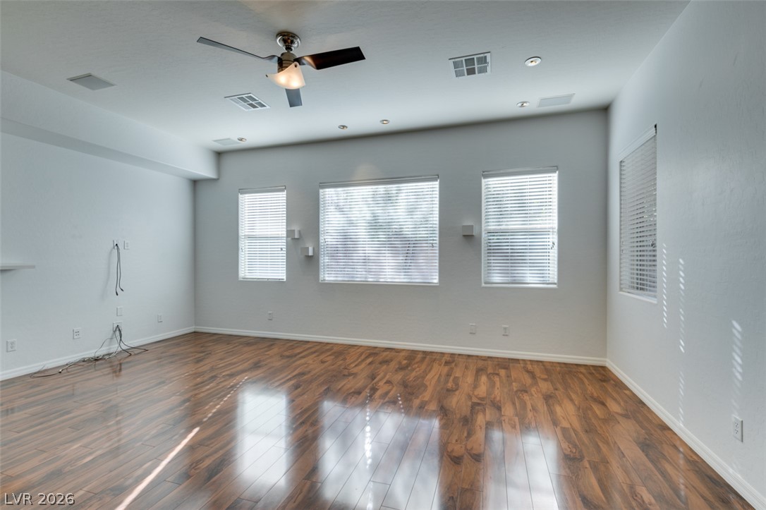 2249 Gondi Castle Avenue Property Photo 18