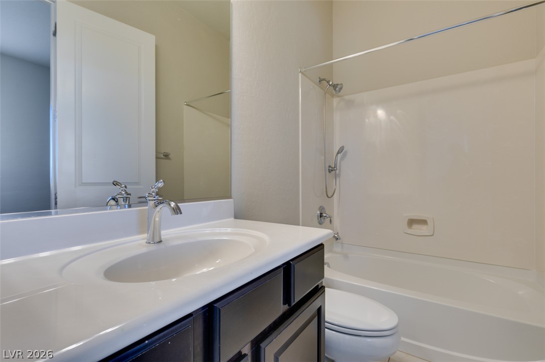 2249 Gondi Castle Avenue Property Photo 38