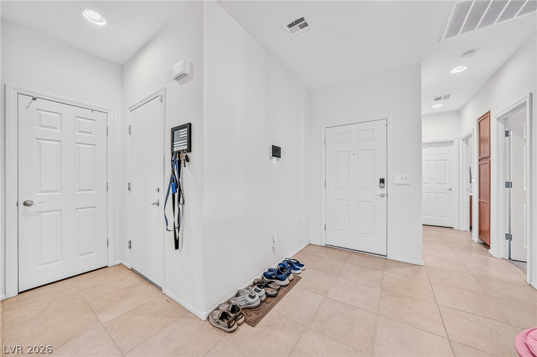 5458 East Volterra Drive Property Photo 21