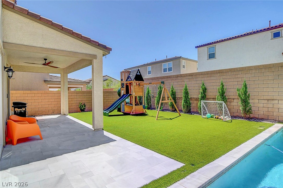 10161 Bismarck Palms Avenue Property Photo 52