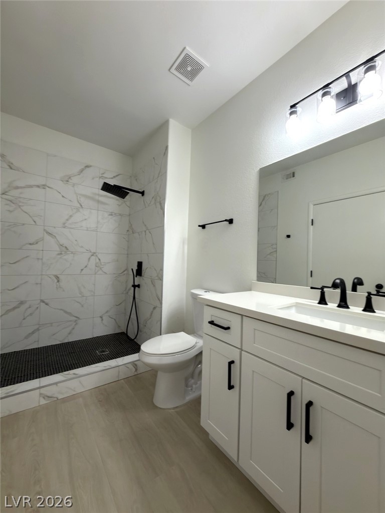 9050 West Warm Springs Road 2084 Property Photo 15