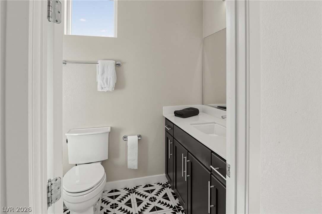 881 Barrhead Avenue Property Photo 11