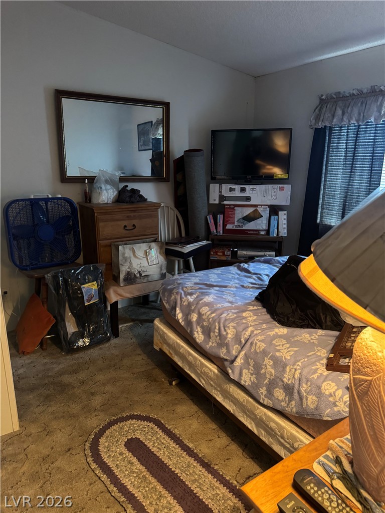 300 West Ivy Lane Property Photo 8