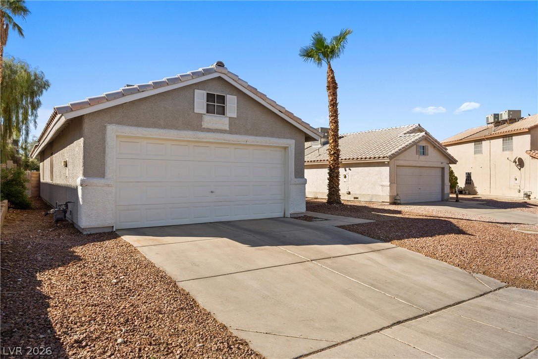 6461 Grand Oaks Drive Property Photo 2