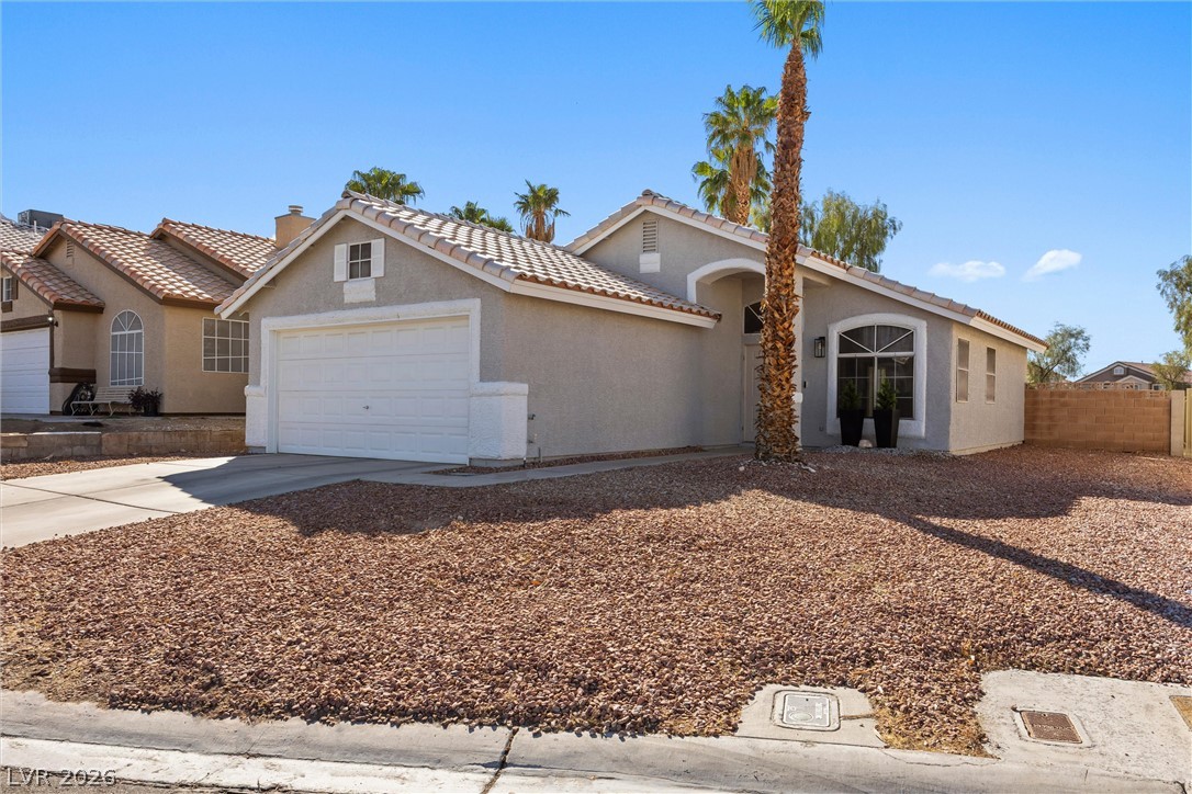 6461 Grand Oaks Drive Property Photo 3