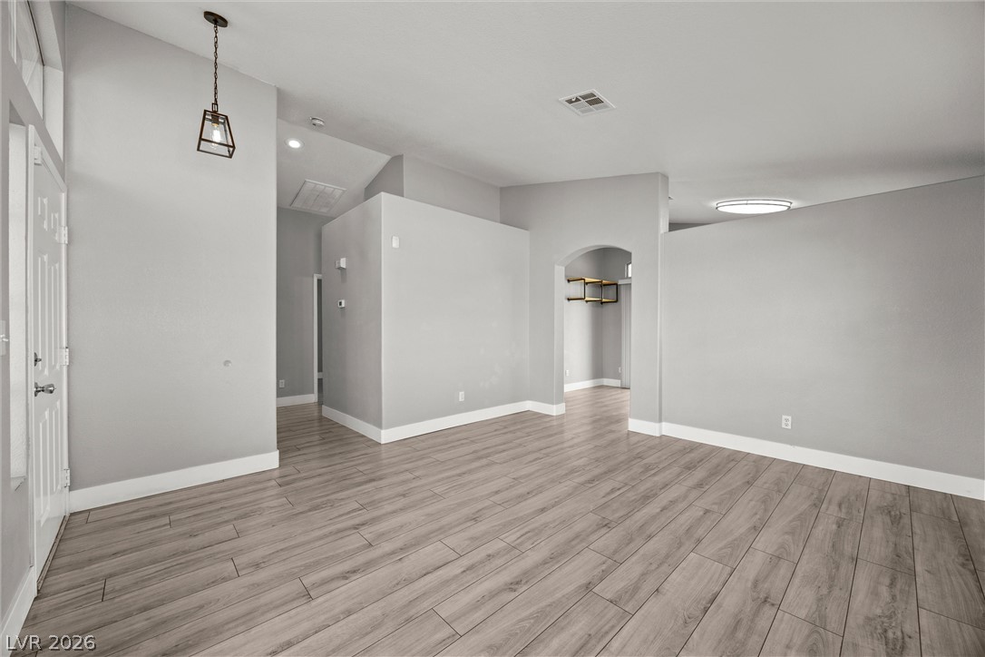 6461 Grand Oaks Drive Property Photo 7