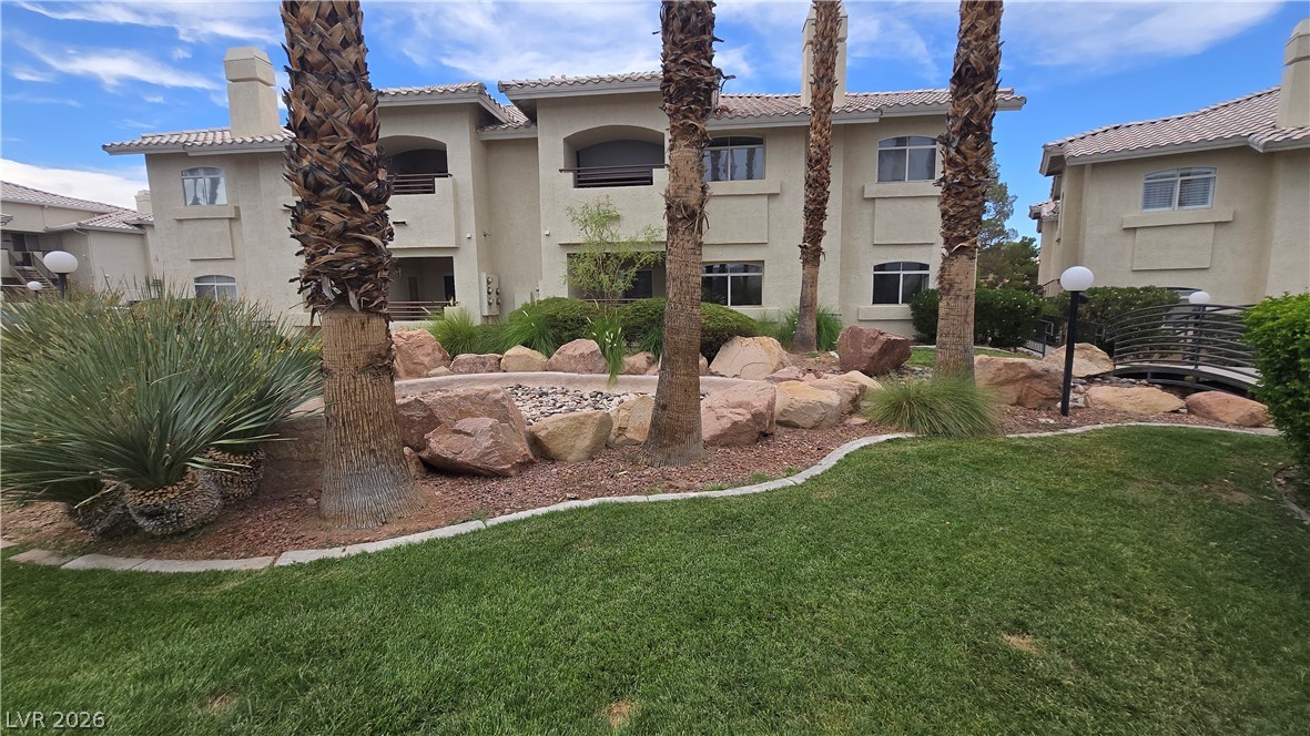 3320 South Fort Apache Road 128 Property Photo 1