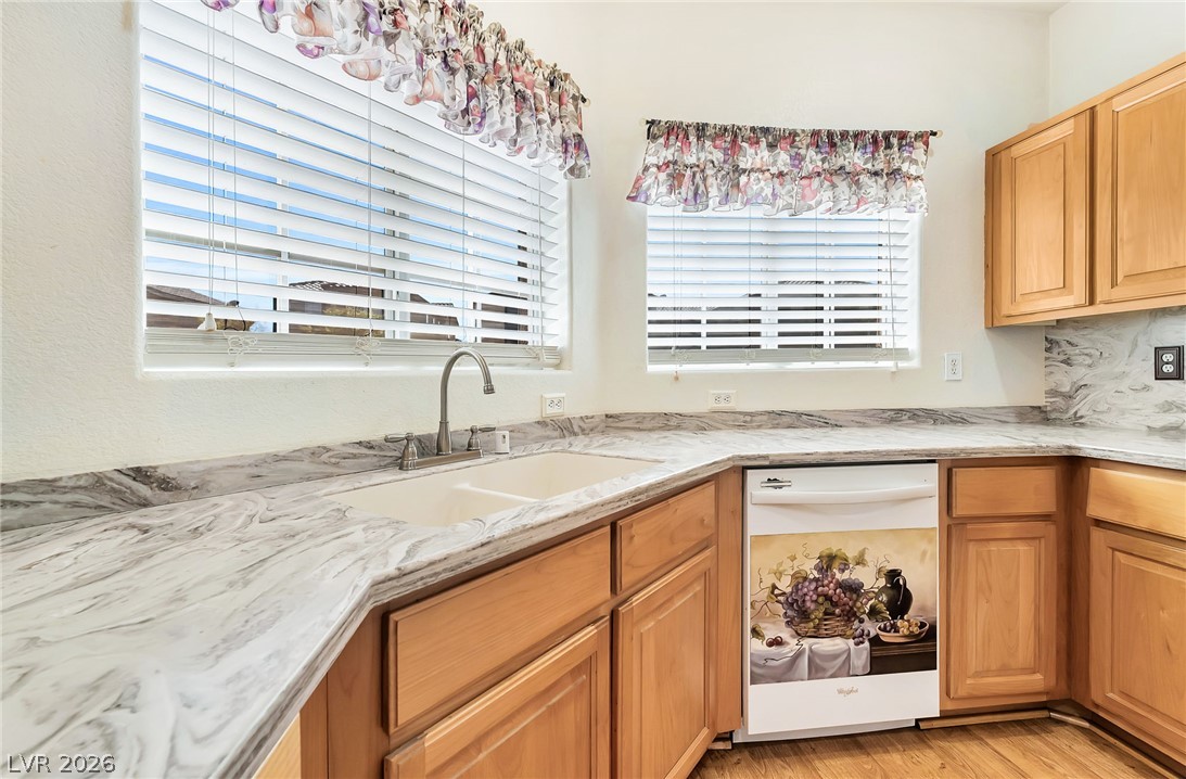 5674 Lucky Draw Court Property Photo 6