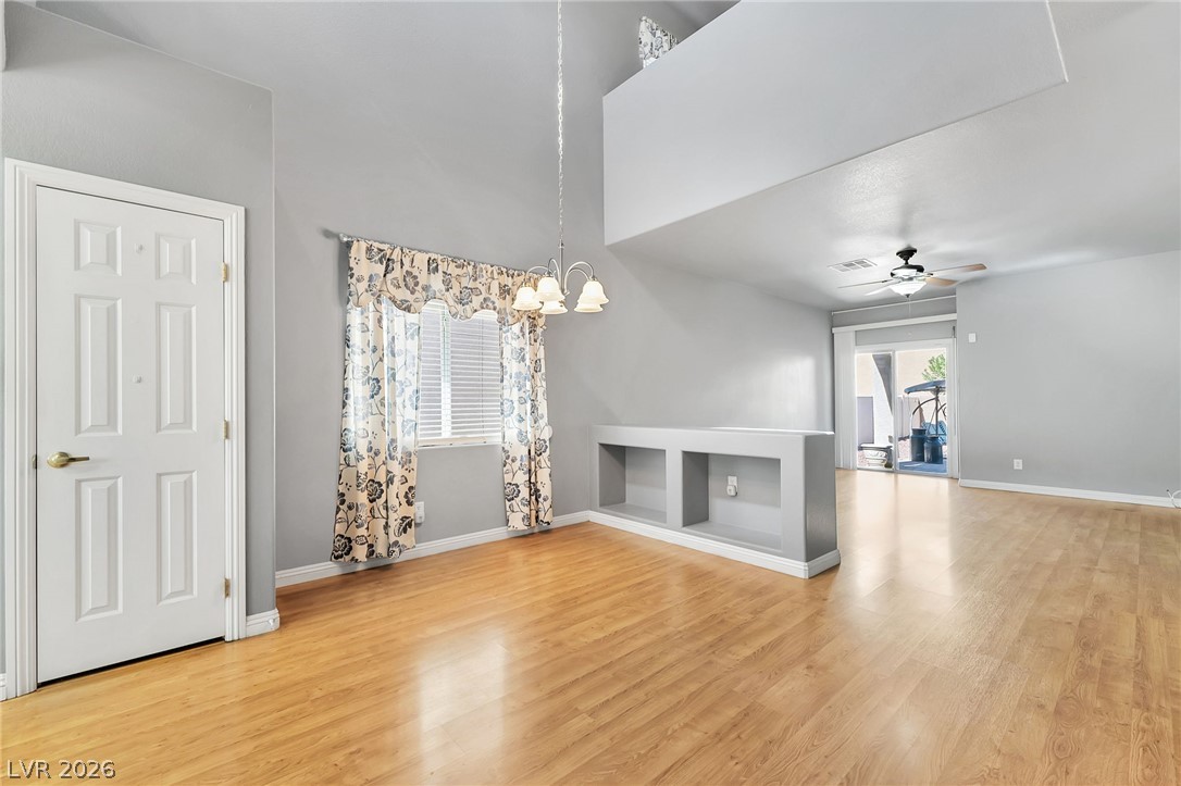 5674 Lucky Draw Court Property Photo 8