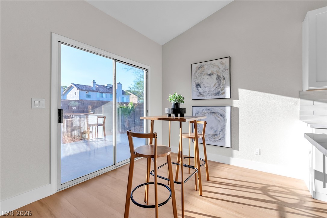 277 Gentle Bay Avenue Property Photo 13