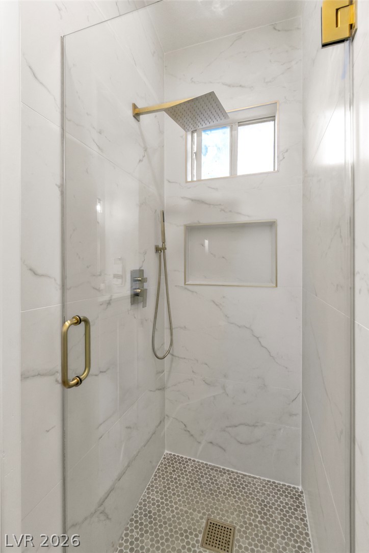 277 Gentle Bay Avenue Property Photo 33