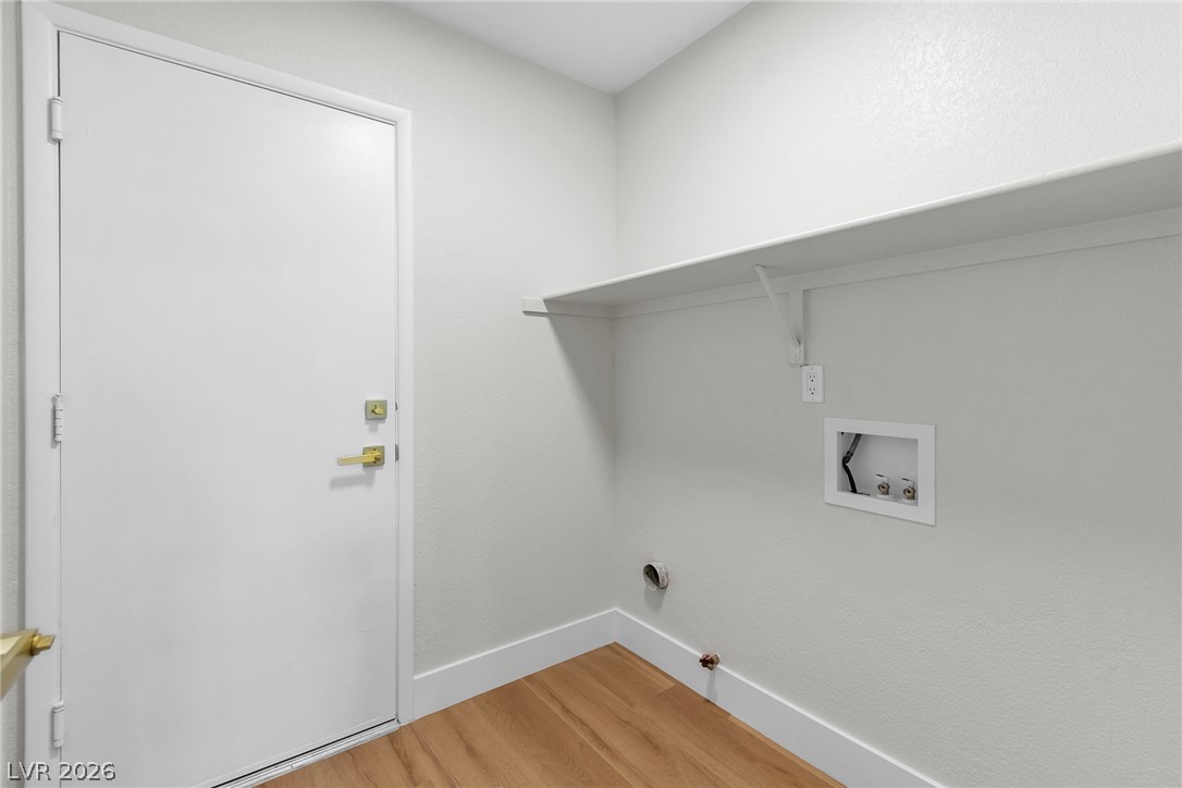 277 Gentle Bay Avenue Property Photo 37