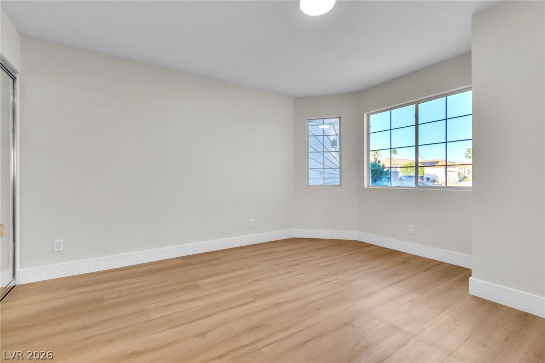 277 Gentle Bay Avenue Property Photo 38