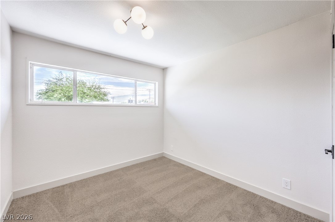 906 Baker Avenue Property Photo 13
