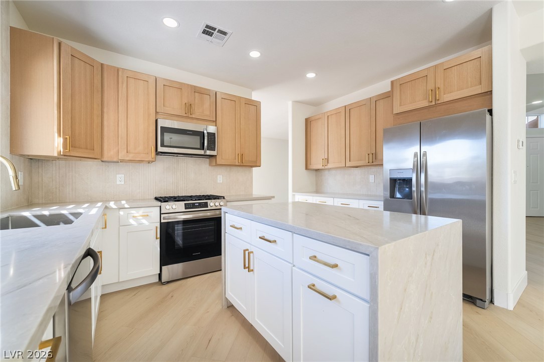 9681 Drayton Avenue Property Photo 8
