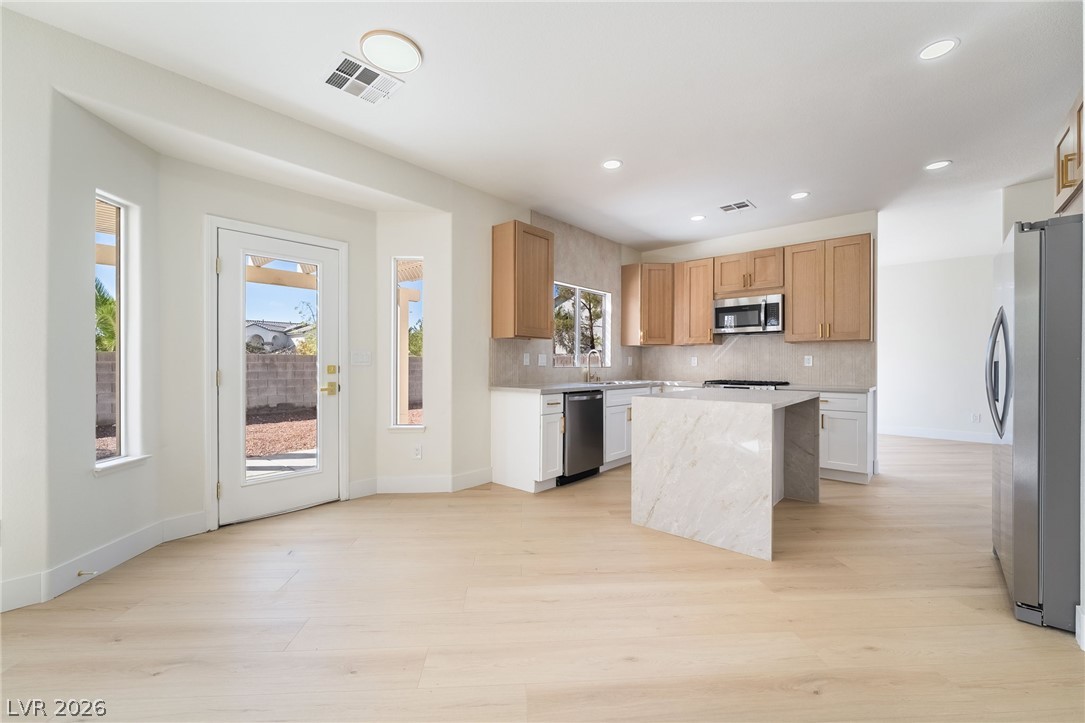 9681 Drayton Avenue Property Photo 11