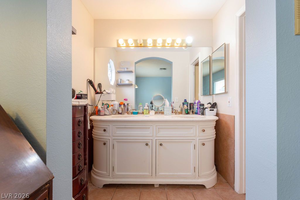 9017 Feather River Court Property Photo 25