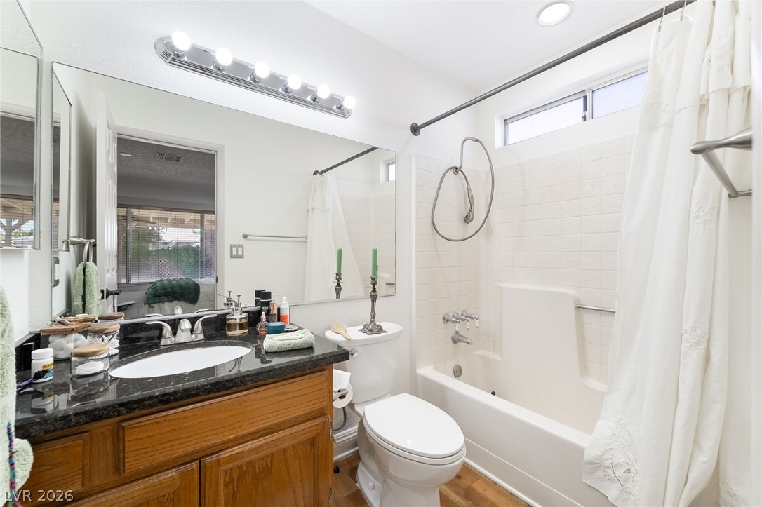 8466 Palmada Drive Property Photo 18
