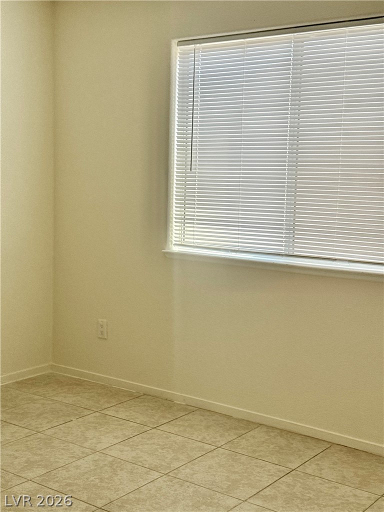 2825066 Property Photo 12
