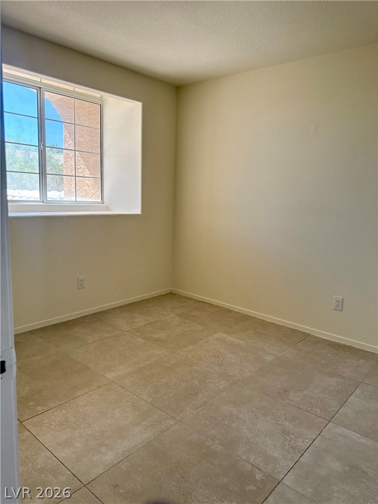 2825066 Property Photo 15