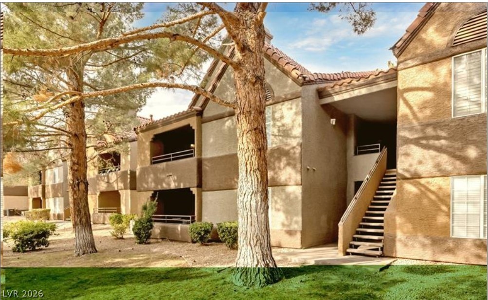2200 South Fort Apache Road 2049 Property Photo 1