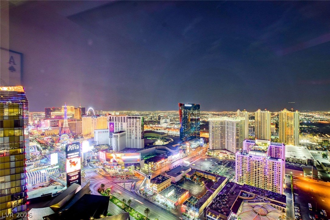 3750 South Las Vegas Boulevard 3707 Property Photo 10
