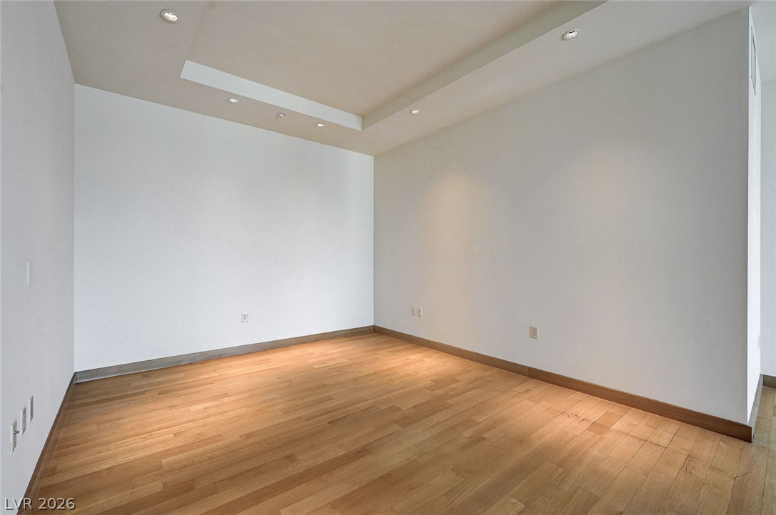 3750 South Las Vegas Boulevard 3707 Property Photo 17