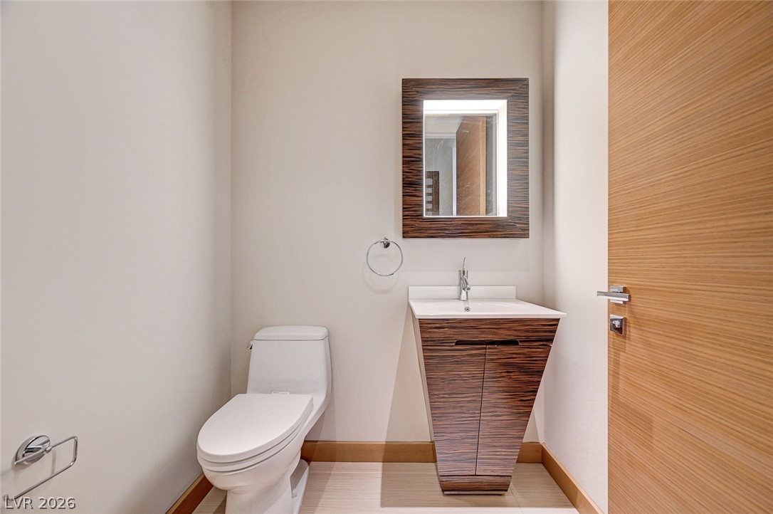 3750 South Las Vegas Boulevard 3707 Property Photo 45