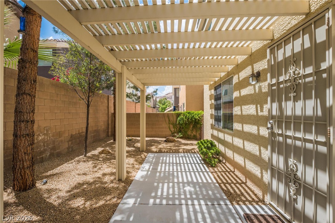 9705 Marcelline Avenue Property Photo 16
