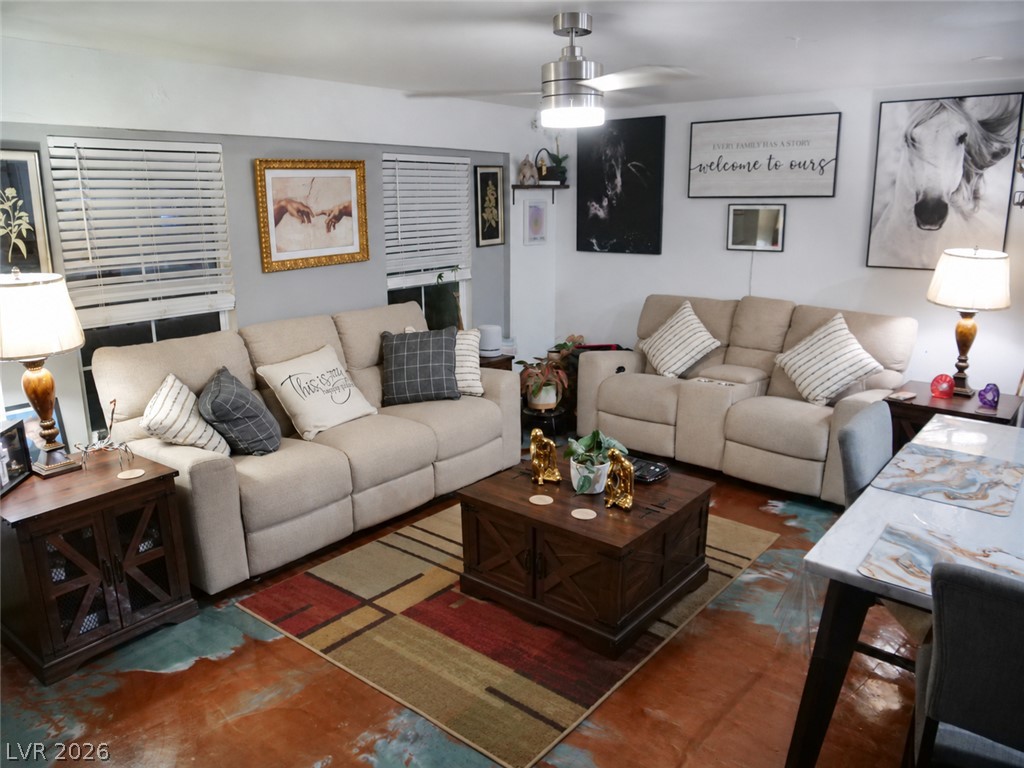 2221 Santa Rosa Drive Property Photo 3