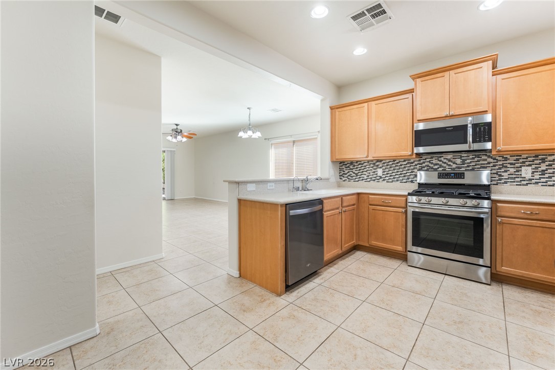6096 Corbin Avenue Property Photo 13