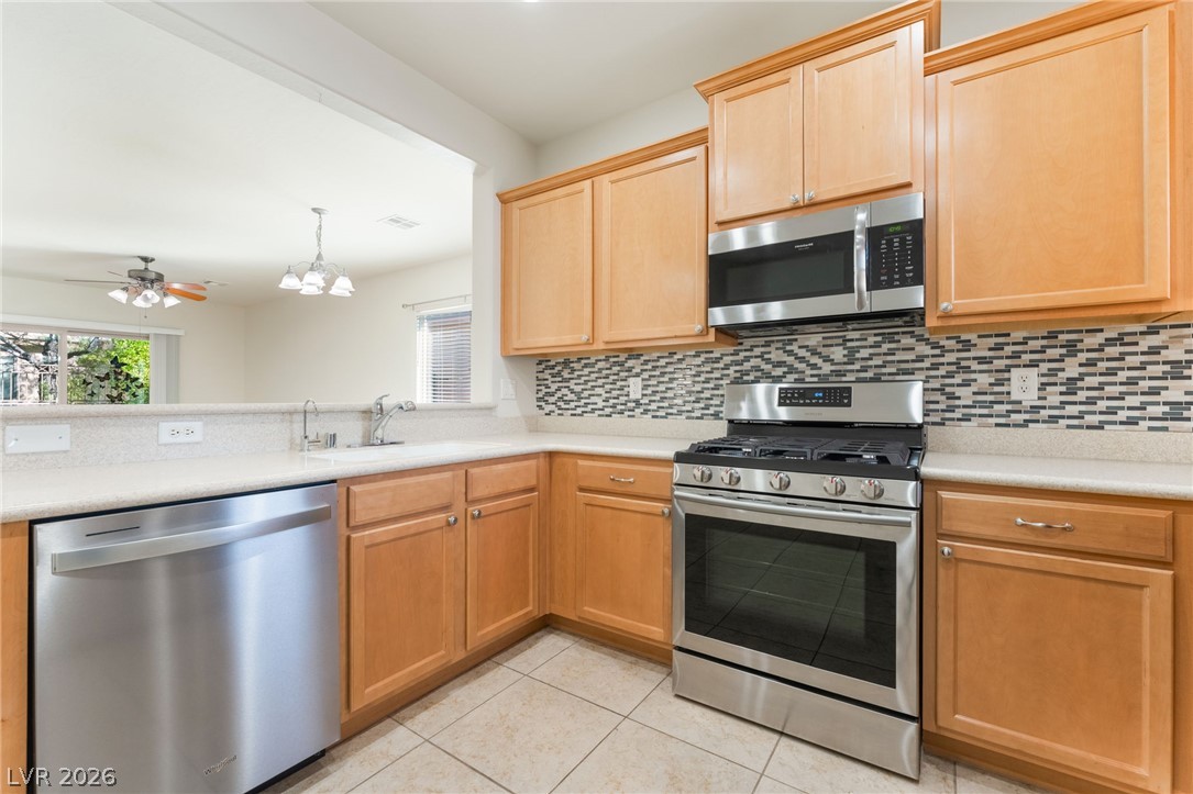 6096 Corbin Avenue Property Photo 14