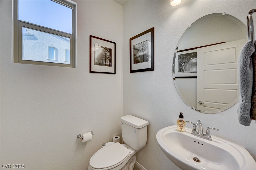 661 Tranquil Jade Street Property Photo 32